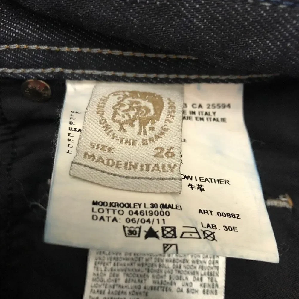 Diesel Italy krooley men’s regular slim carrot jeans size 26X30